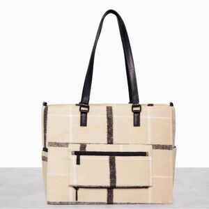 BEIS Cream and Black Plaid Travel Bag